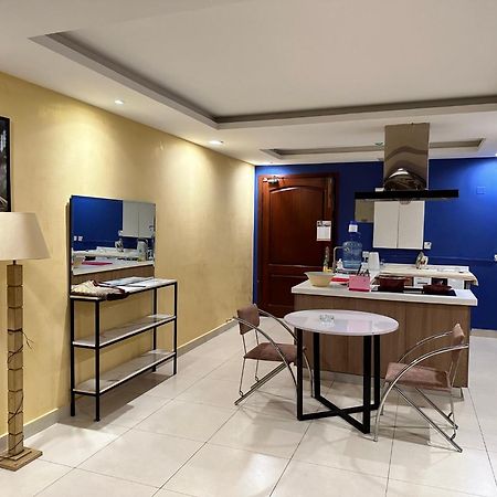 Sunset Luxury Gold Crest Mall Residency Lahore Extérieur photo