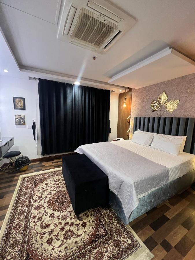 Sunset Luxury Gold Crest Mall Residency Lahore Extérieur photo