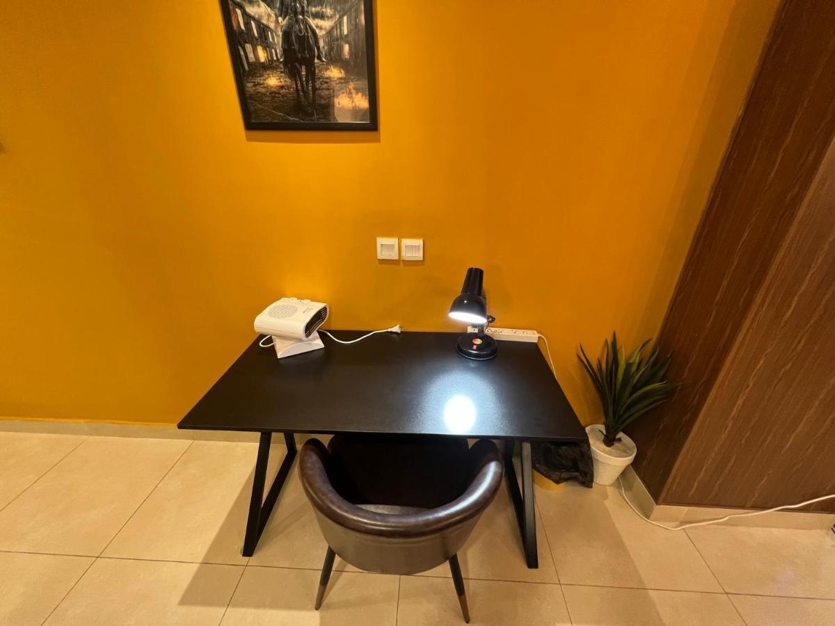 Sunset Luxury Gold Crest Mall Residency Lahore Extérieur photo