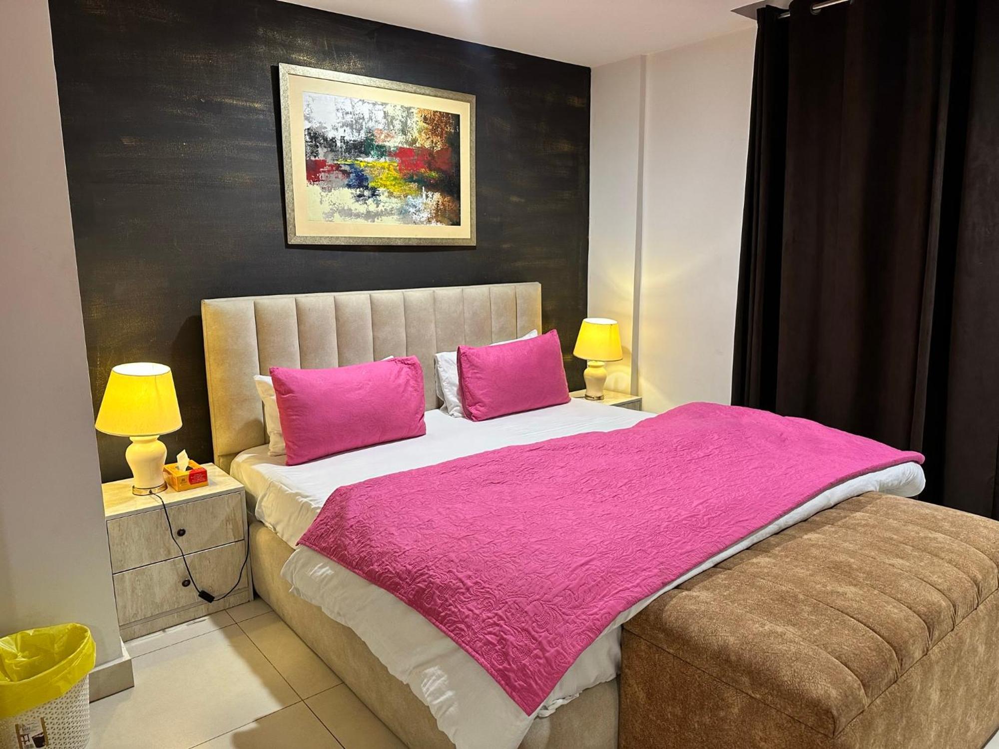 Sunset Luxury Gold Crest Mall Residency Lahore Extérieur photo